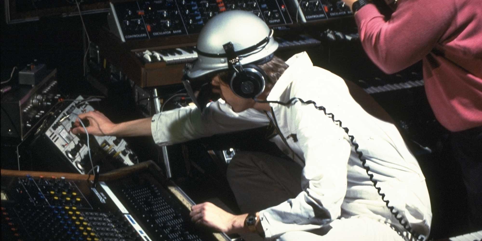 <strong>1980</strong>: Klaus Schulze opens the Ars Electronica with a concert from LIVE recorded sounds of the Linz steelworks VOESTALPINE.