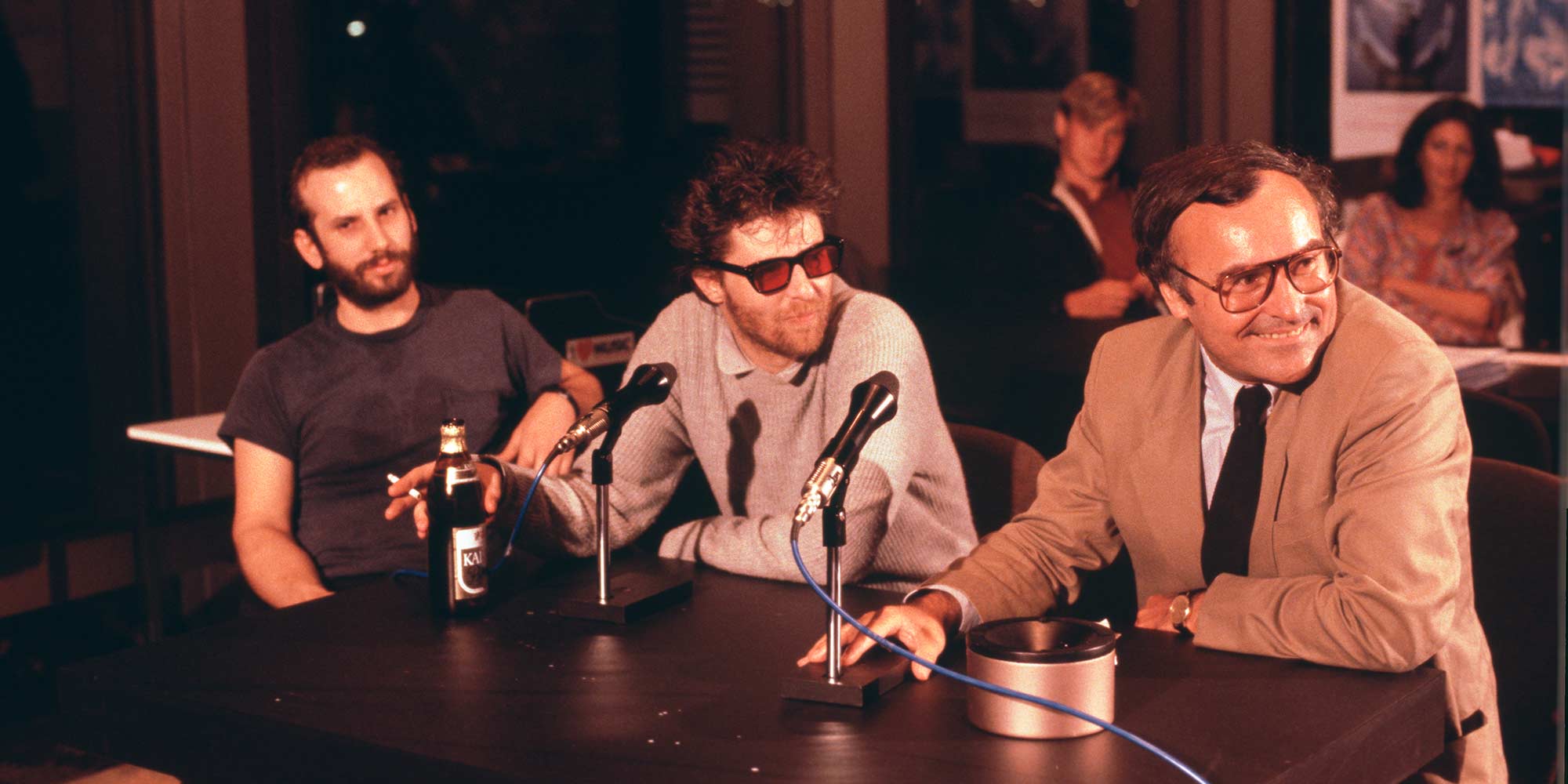 1984: Hannes Leopoldseder mit Glenn Branca bei der Pressekonferenz des Ars Electronica Festival