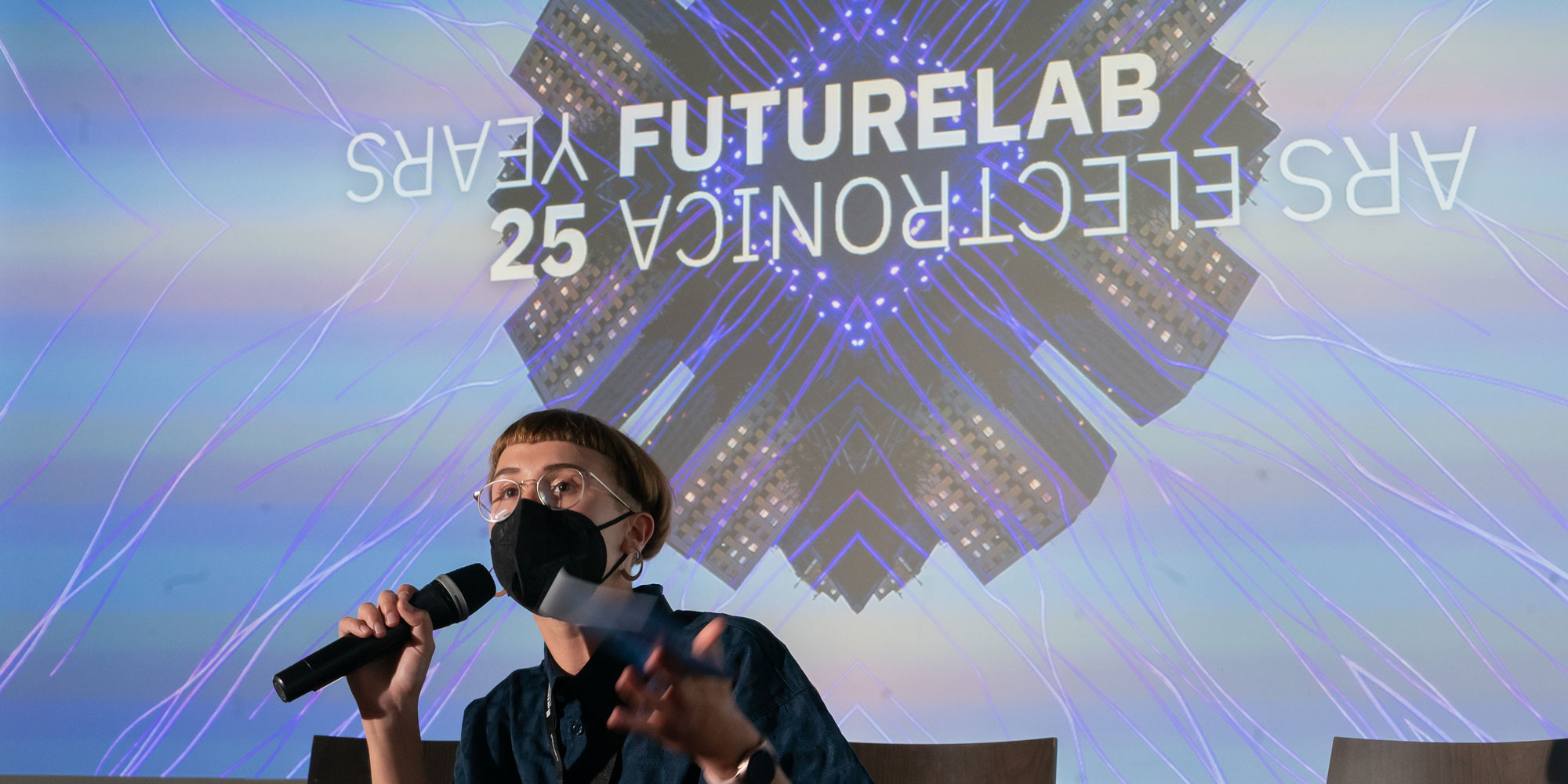 Denise Hirtenfelder, Ars Electronica Futurelab:  International experts, researchers and artists, young innovators and future activists were interviewed about the important questions of the present and the future in Deep Issue Talks and an open discussion. They offered their thoughts on a viable path and what specific actions to take.