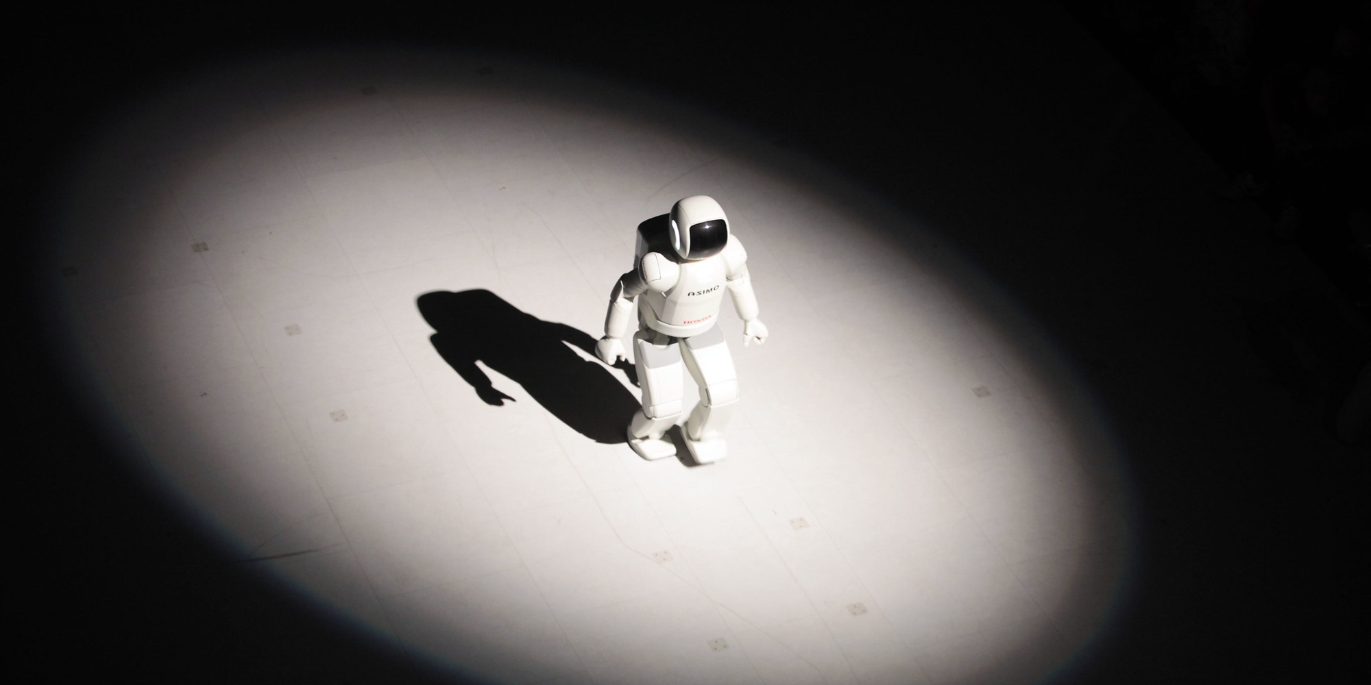 ASIMO at Deep Space 8K
