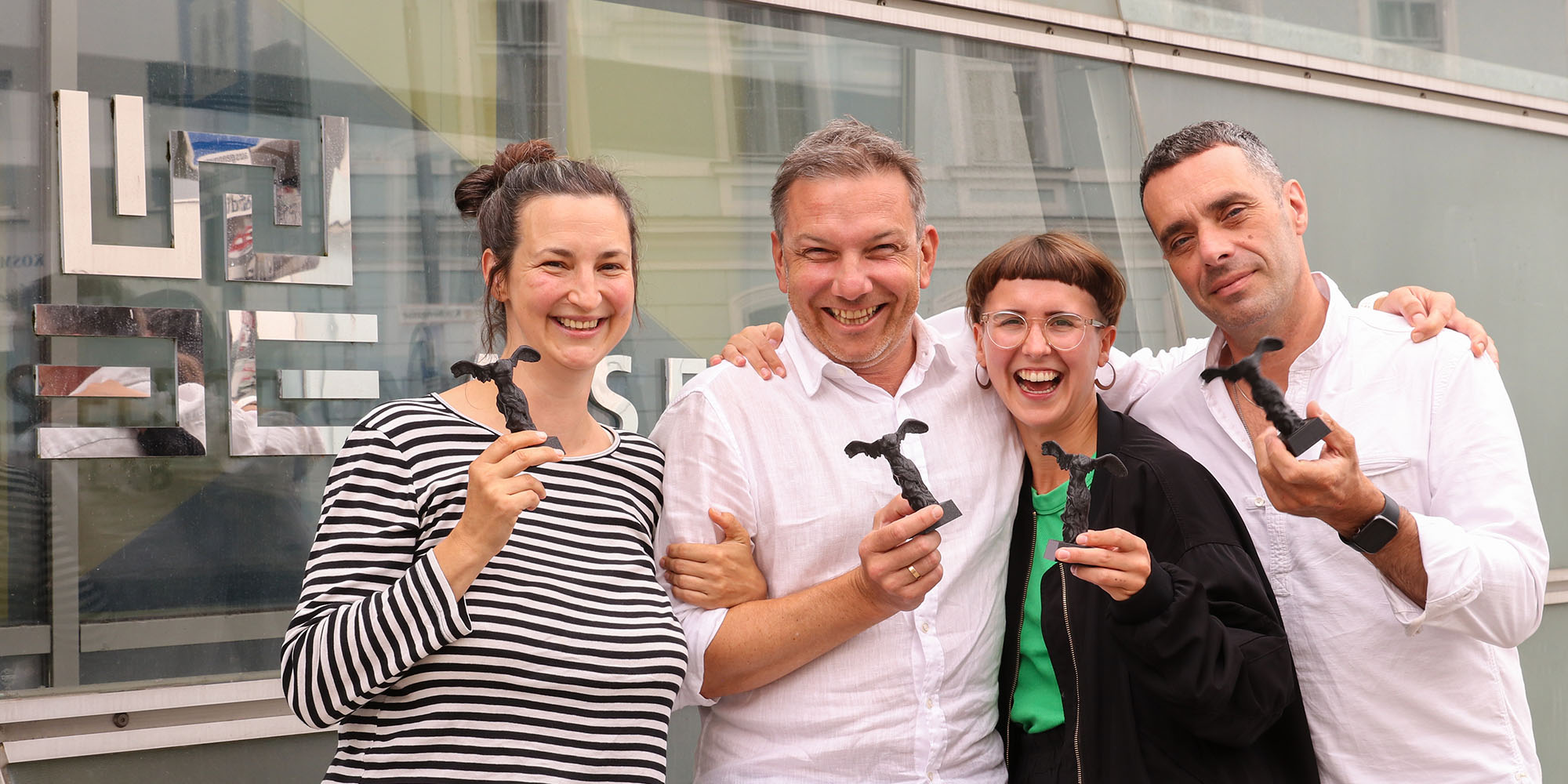 Gewinner*innen der Futurelab Ideas Expedition 2023: Maria Pfeifer, Peter Haider, Denise Hirtenfelder, Peter Haider und Nicolas Naveau für "Bridge 2040"