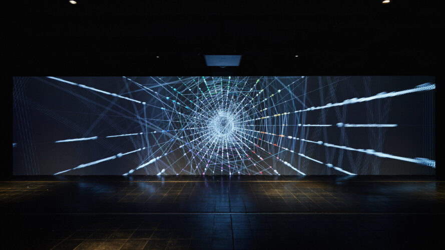 Data Art in dialogue: Artistic Interactions with Technology and Society