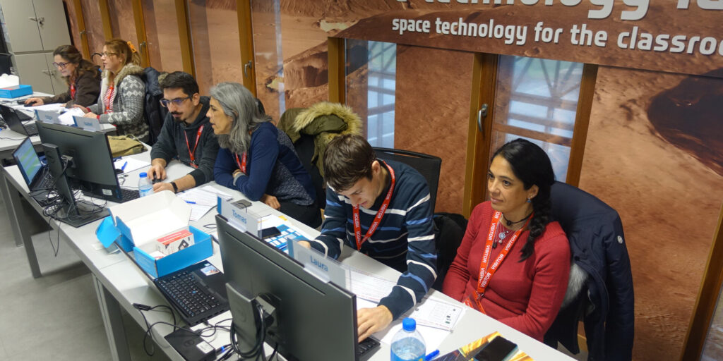 Technologie- und Robotik-Schulungsworkshops am ESEC für Sekundarstufenlehrer*innen