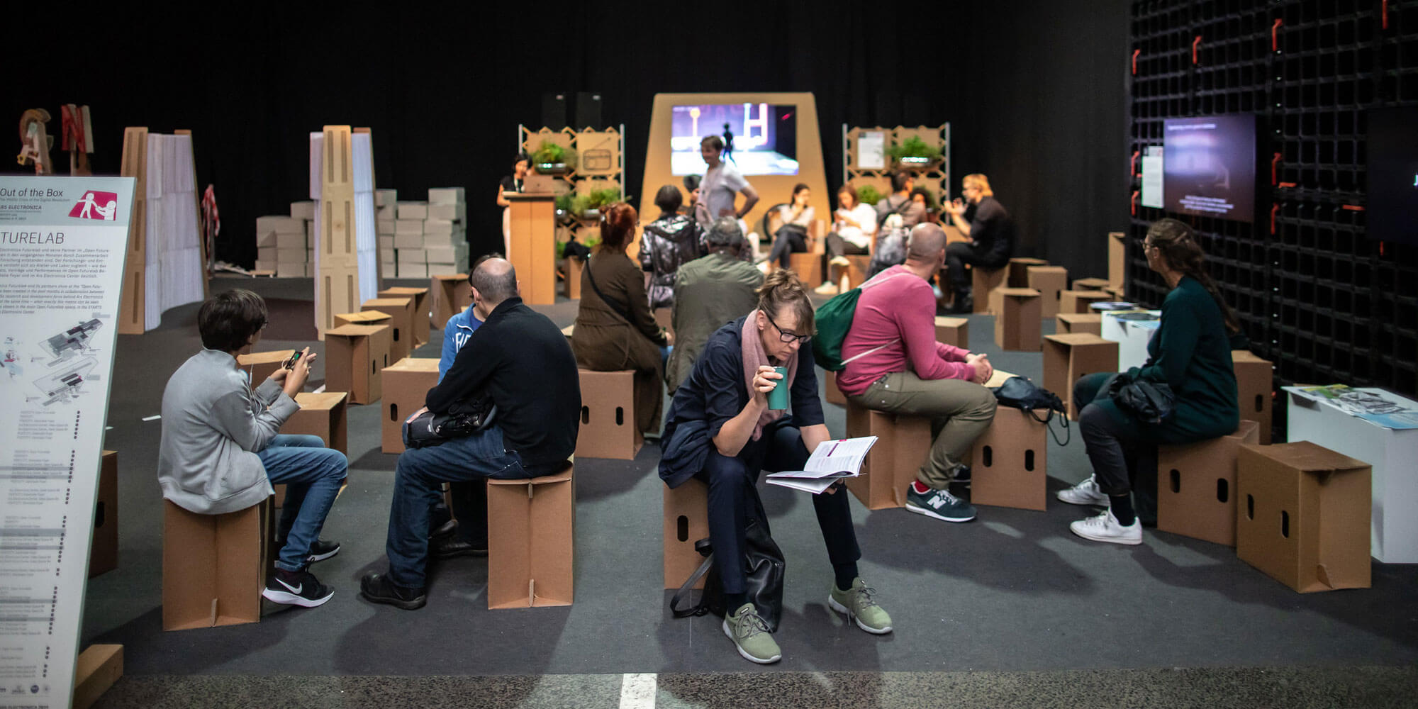 Open Futurelab 2019 at POSTCITY, Linz (AT) presented Ars Electronica Futurelab’s projects and initiatives created in collaboration between industries, education, art, and science.