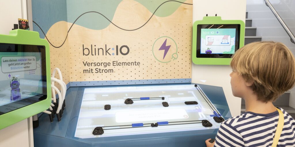 AE Gallery Image Slide