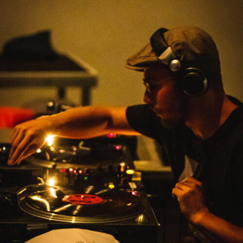Eliot (Backlab) feat. Sample As That / Lukas Jakob Löcker