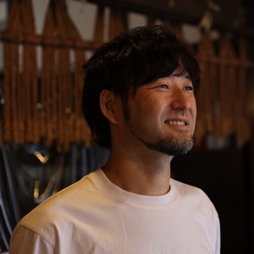 Yasunobu Tomita